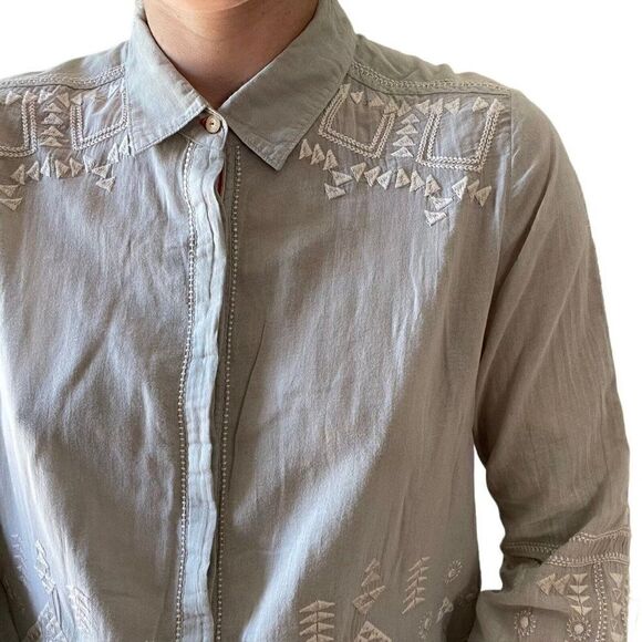 Johnny Was 3J Workshop Sage Green Floral Embroidered Button Down Blouse Sz M - Picture 6 of 10